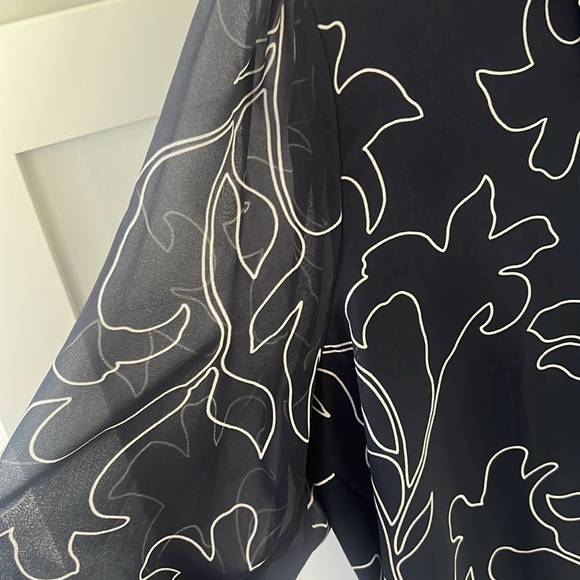 Ann Taylor Elegant Black Sheer Blouse L - Picture 3 of 7